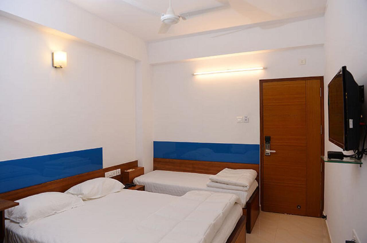 Roopmahal Hotel Thiruvananthapuram Ngoại thất bức ảnh